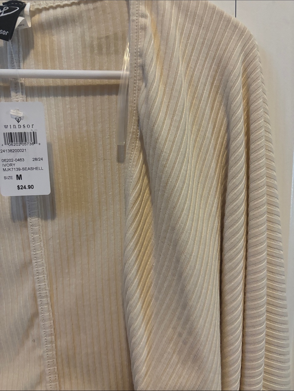 Windsor Ivory Ribbed Cropped Shrug - Picture 6 of 8